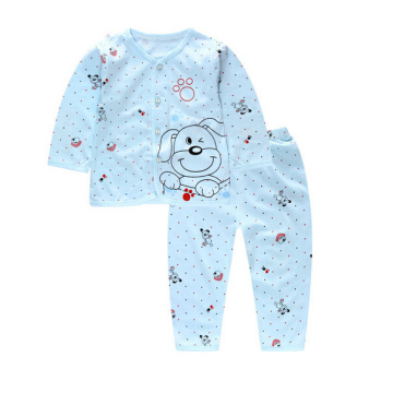 Pyjamas für Neugeborene